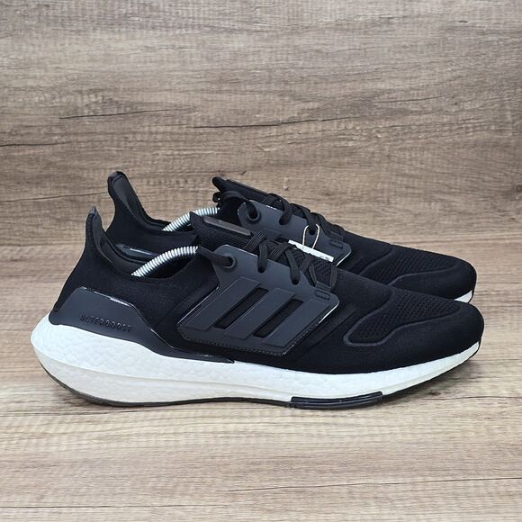 Adidas Ultraboost 22 Men's Size 12 Black White Running Shoes (GX3062) NEW - Picture 1 of 9